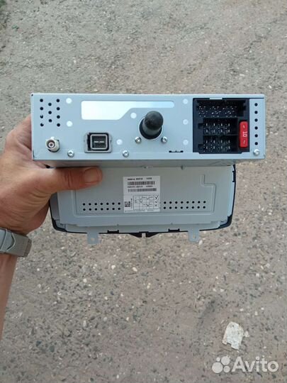 Автомобили магнитола Веста