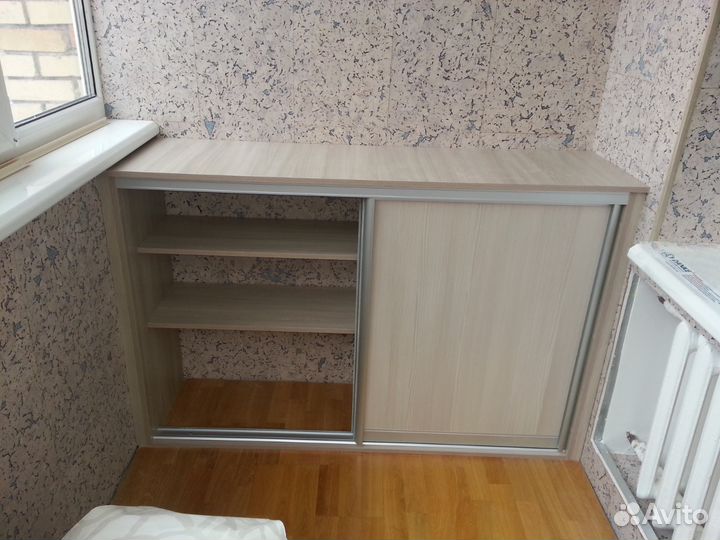 Тумба на лоджию