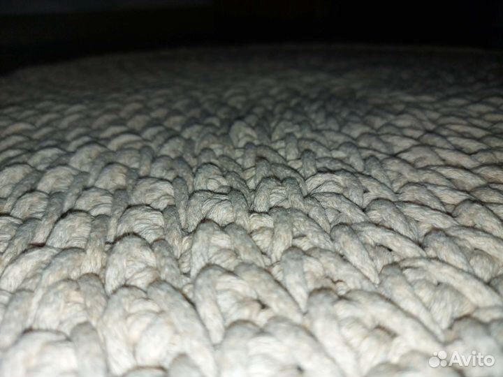 Вязаный ковёр ручной работы, коврик вязаный