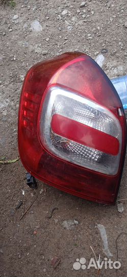 Задний левый фонарь от лада калина 2