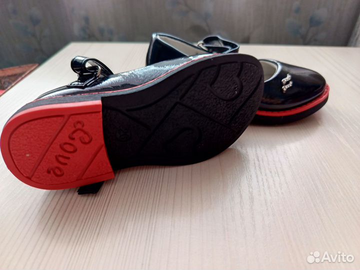 Туфли для девочки 26 размер
