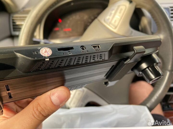 Видеорегистратор зеркало полный экран