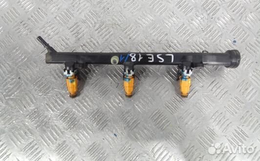 Топливная рампа бензиновая peugeot 406 (LSE18TJ01)