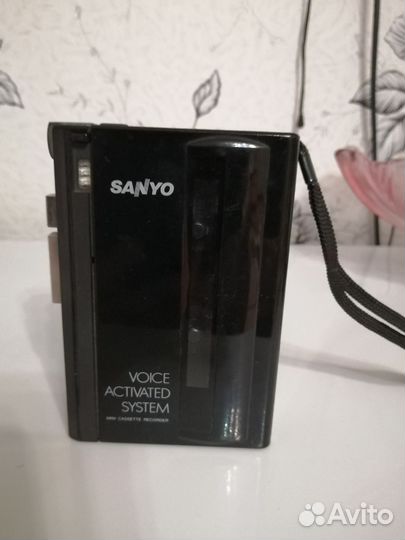Диктофон sanyo