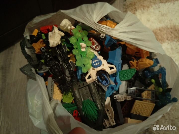 Lego пакет 7,6 кг и два пакета с игрушками