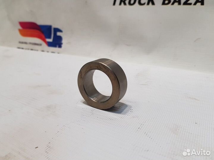 1673528 Проставка вала рокеров Daf CF, Daf XF105