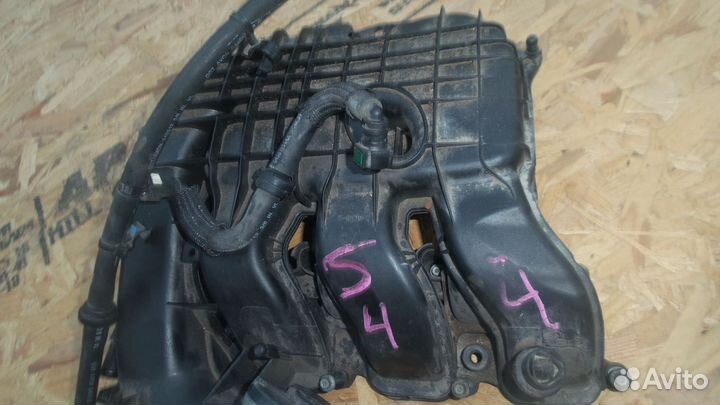 Впускной коллектор Dodge Challenger LC