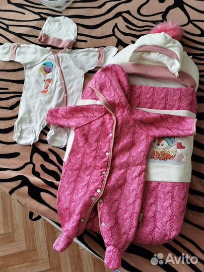 Комплект на выписку для девочки