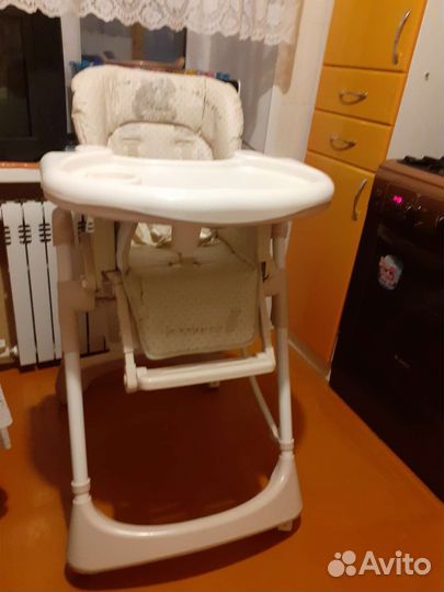 Стульчик для кормления