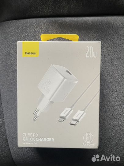 Зарядное устройство Baseus Type C 20w + кабель