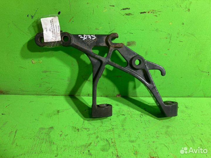 Кронштейн scania R420