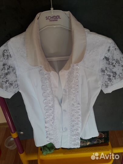 Блузка белая школьная