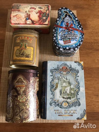 Жестяные банки от чая и духов