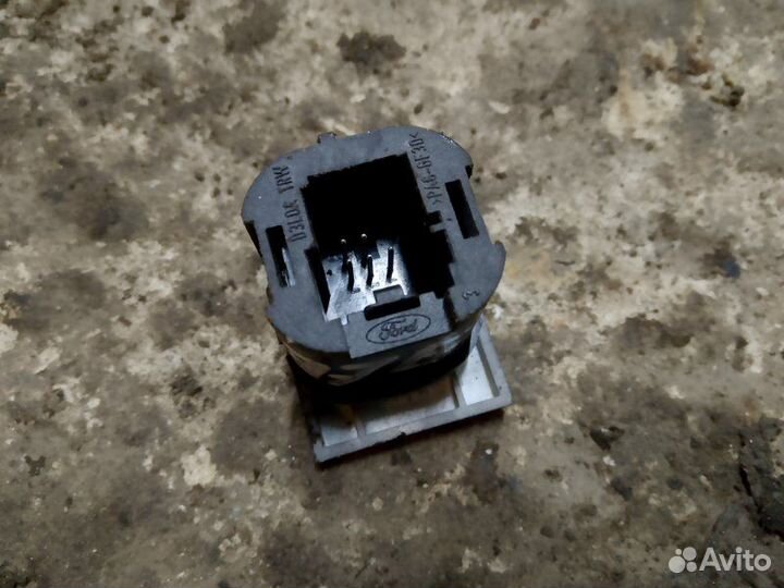 Кнопка обогрева заднего стекла Ford Focus 2 2