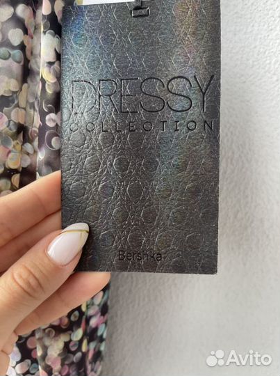 Платье bershka xs