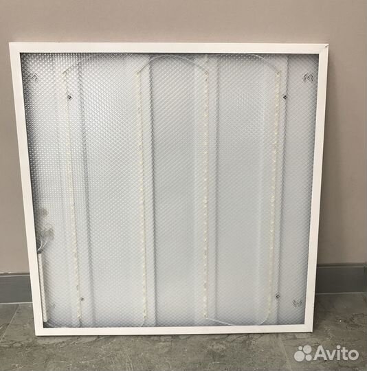 Светильник потолочный светодиодный