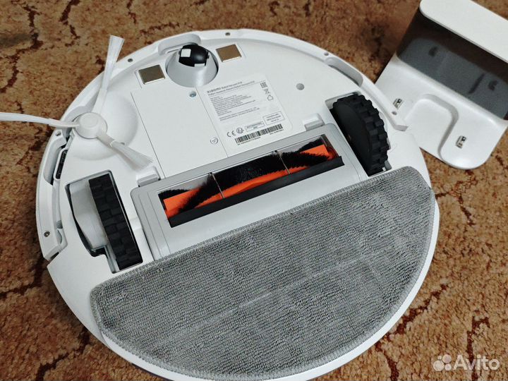 Продам робот-пылесос