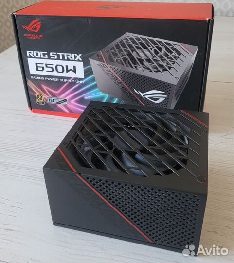 Блок питания Asus Rog Strix 650g