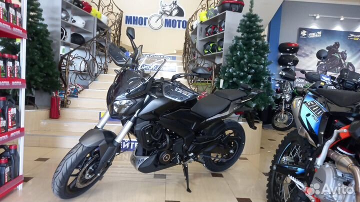 Мотоцикл Bajaj Dominar 400 UG Touring