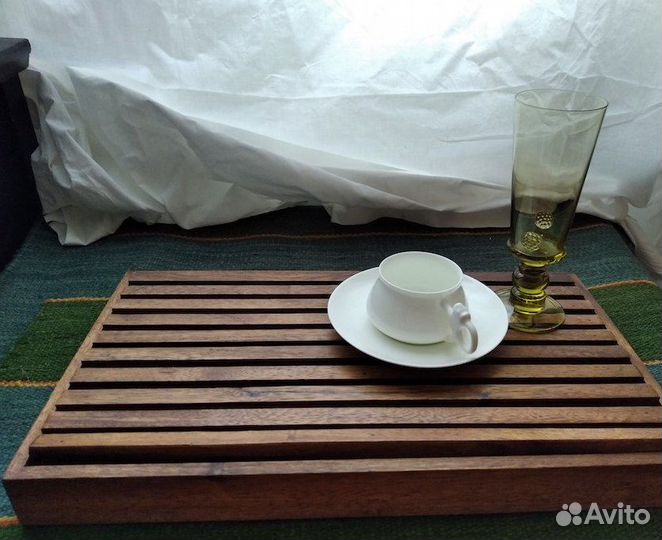 Дизайнерская сервировочная доска с поддоном. Новая