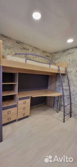 Комплект подростковой мебели