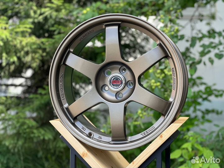 Диски Rays TE37 r18 5x100