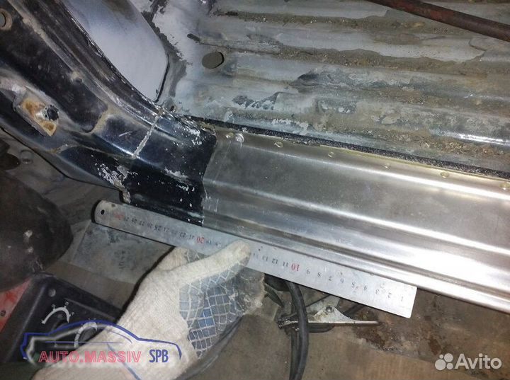 Пороги ремонтные Nissan Elgrand 1