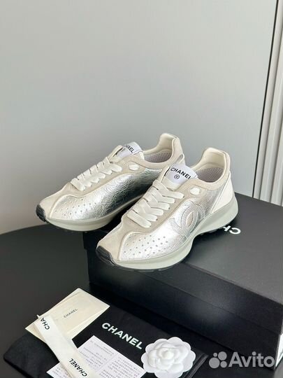 Женские кроссовки chanel