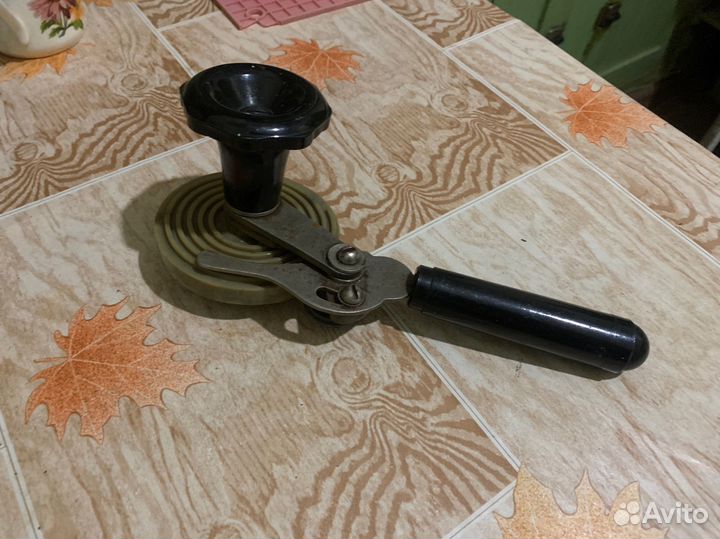 Детали для мясорубки, закрутка, точилка