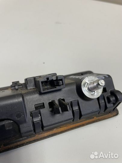 Кнопка открывания багажника Ауди Ку5