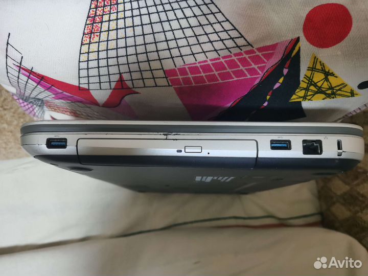 Dell Inspiron 5720