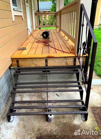 Лестница металл изготовление