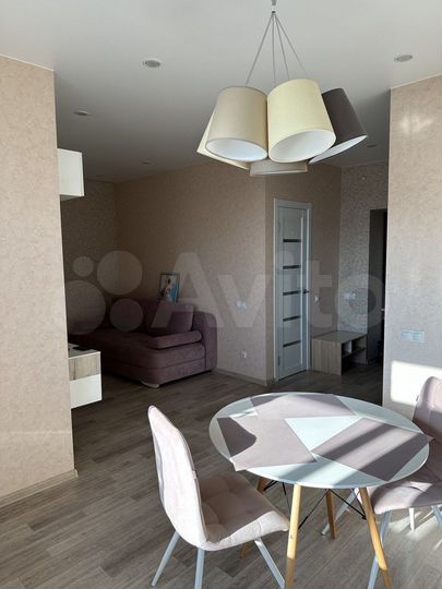 2-к. квартира, 43 м², 3/6 эт.