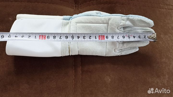 Перчатка для фехтования