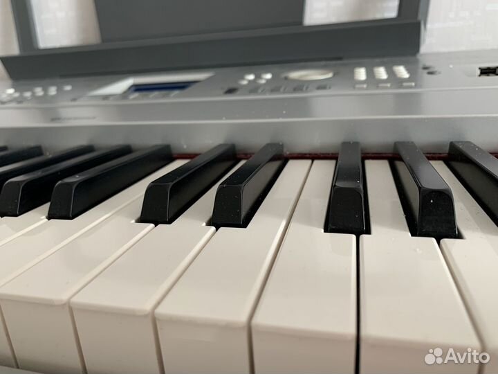 Синтезатор yamaha DGX-640