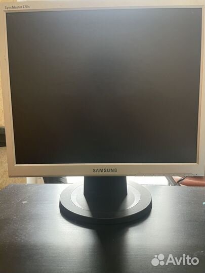 Монитор Samsung 17