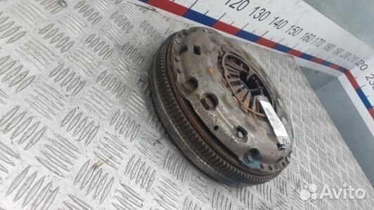 Маховик демпферный дизельный skoda octavia A5 (DAD