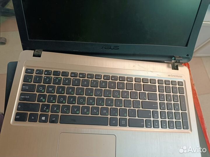 Ноутбуки одним лотом