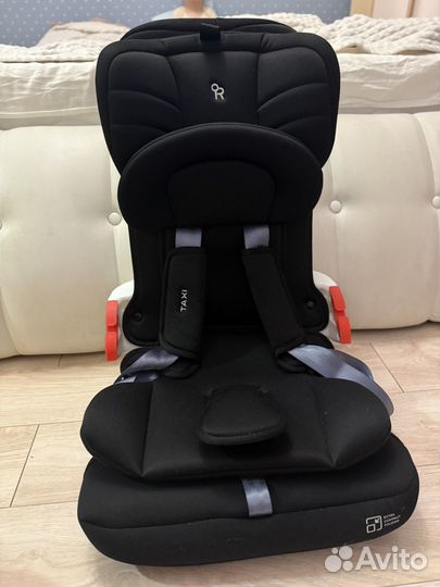 Автомобильное кресло