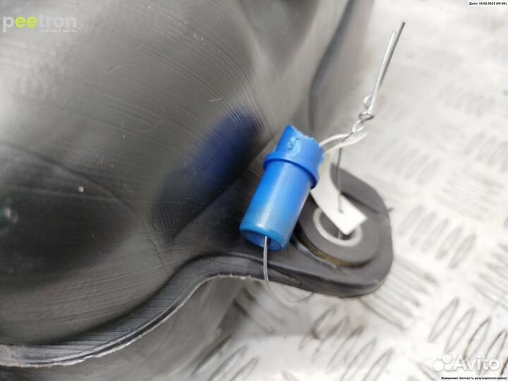 Б/У Б/У Бак топливный обломан штуцер, наличие