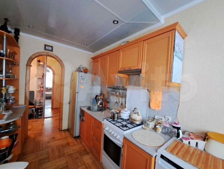 2-к. квартира, 50 м², 1/4 эт.