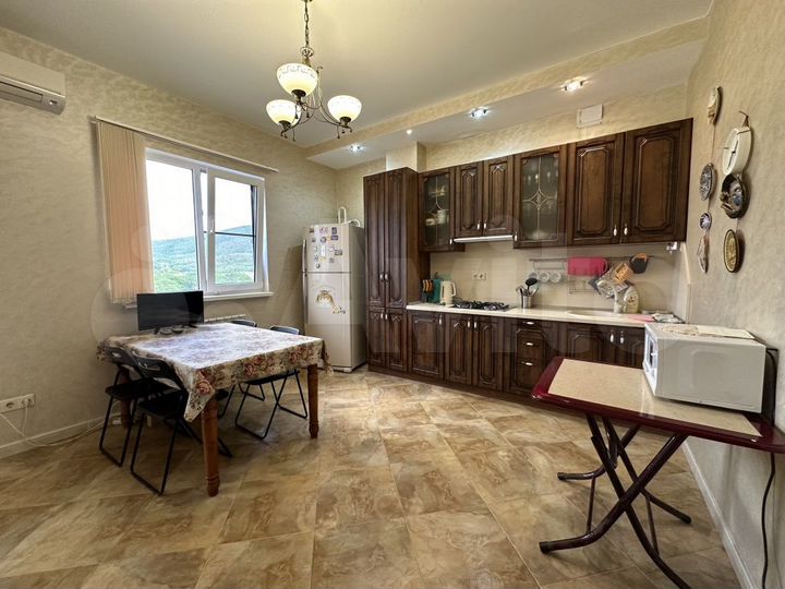 2-к. квартира, 60 м², 6/6 эт.