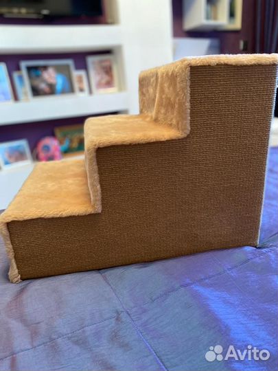 Лесенка для животных с домиком