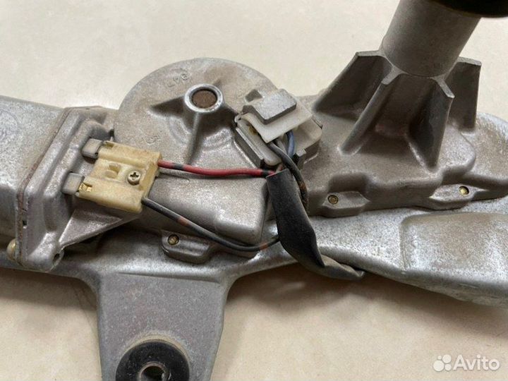 Моторчик стеклоочистителя задний Mazda Premacy