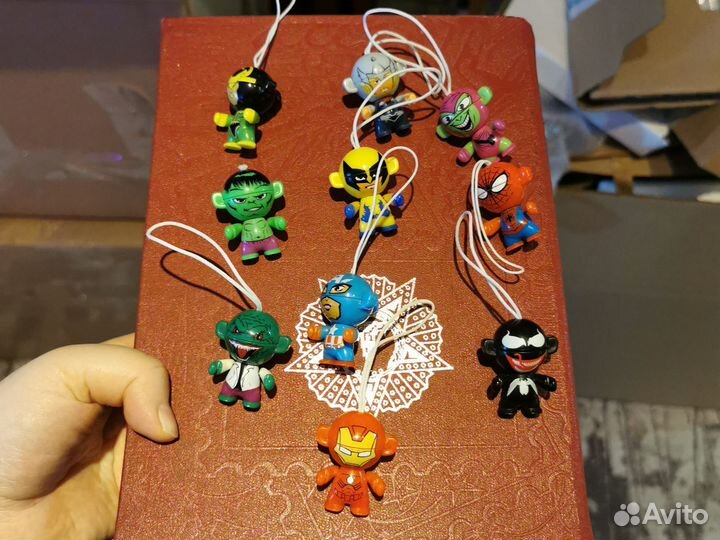 Фигурки марвел киндерсюрприз