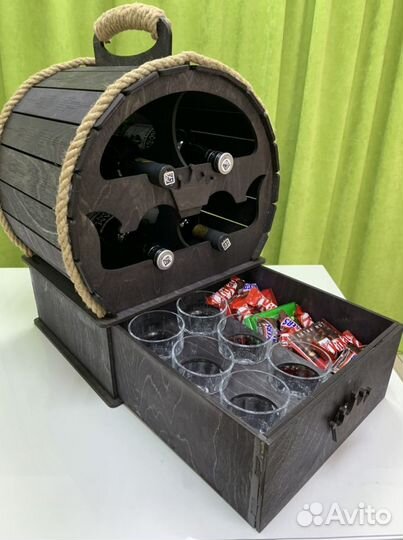 Мини бар из дерева