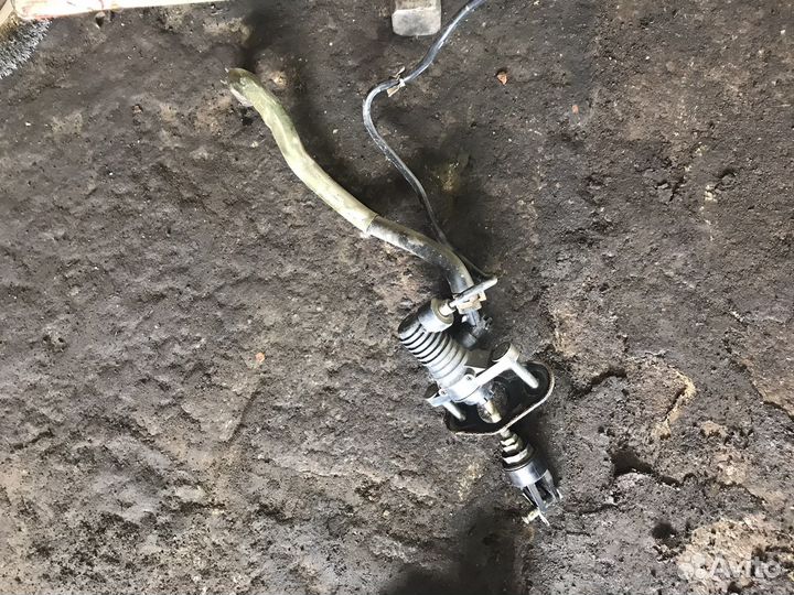 Рабочий цилиндр сцепления toyota corolla e15