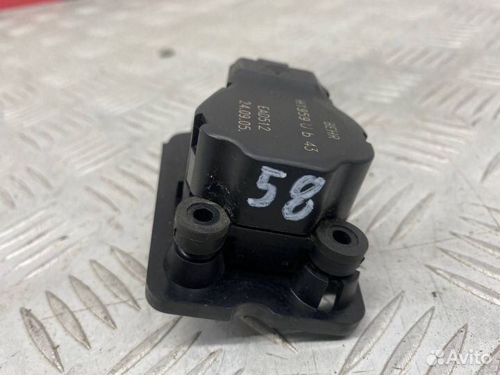 Б/У Сервопривод заслонки печки (моторчик