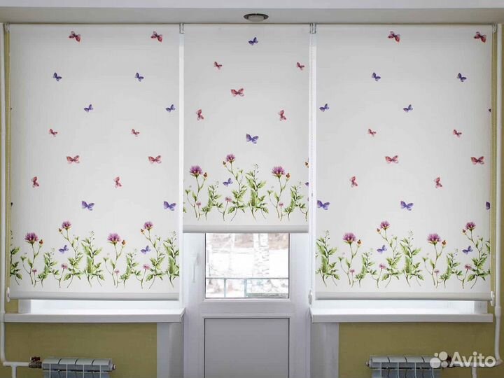 Рулонные шторы с цветочным орнаментом