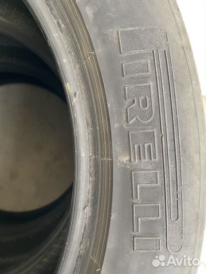 Pirelli P Zero PZ4 235/50 R19 и 255/45 R19